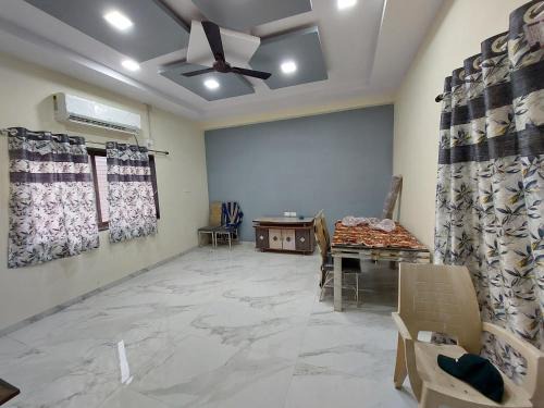 Shegaon House | GRUHAM ,Guest House ,Happy Place For Family Stay