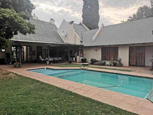 Eikenhof House | The Stix Country Home