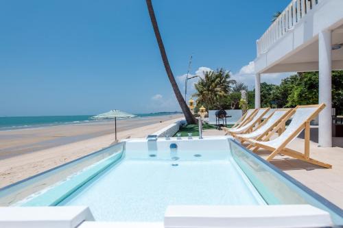 Bang Kao Hotel | TheSkyCozy Beachfront