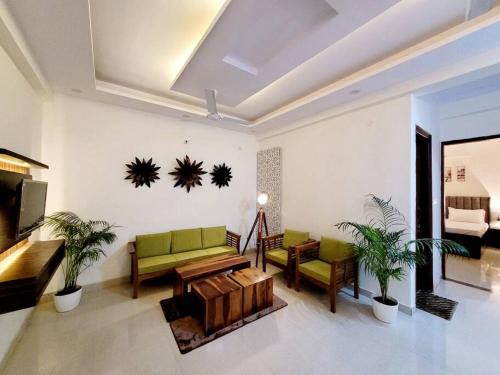 Noida Apartment | Nirvaná Entire 2BHK Apartment In Noida 63 A